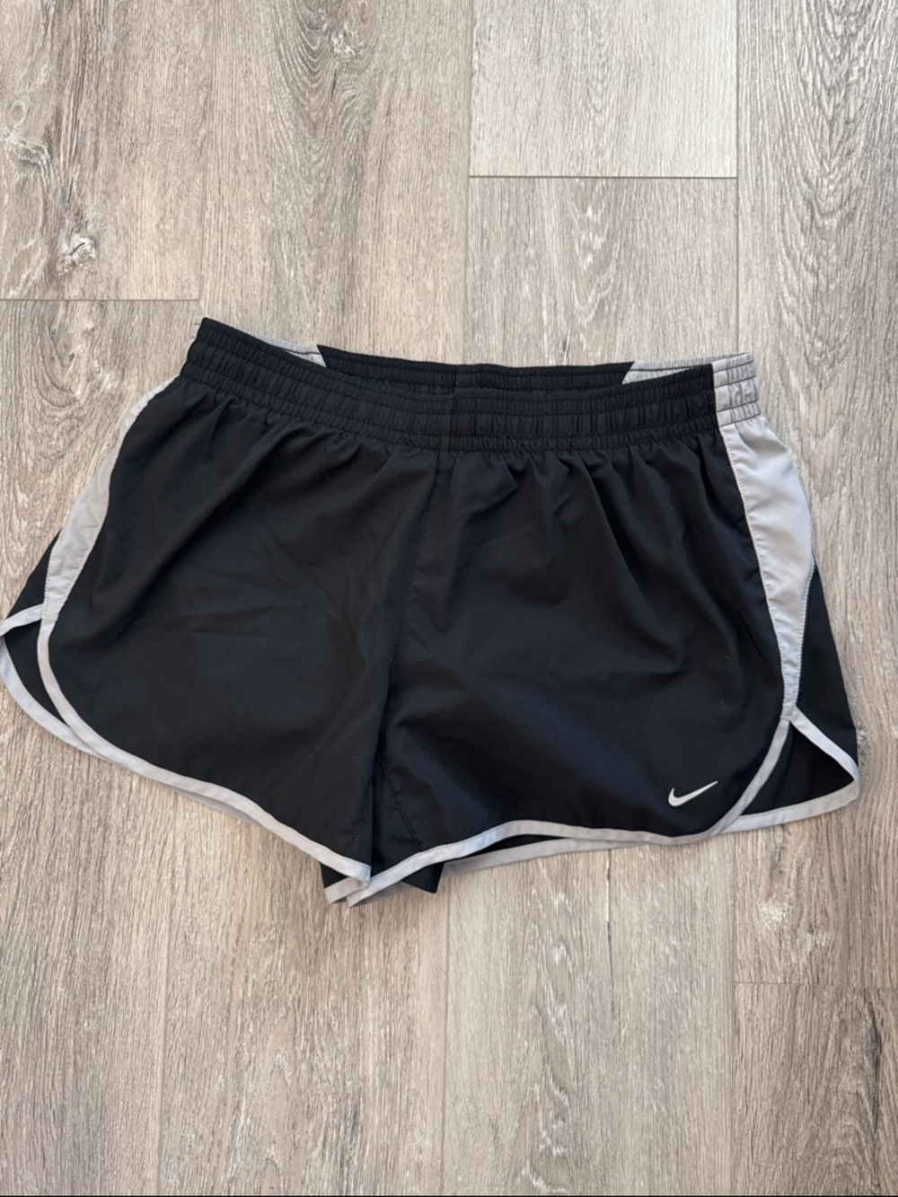 EUC Ladies’ Nike Black Running Shorts w/Gray Trim & Compression Short Liner Sz L